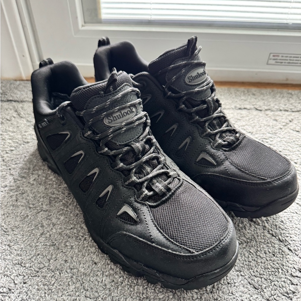 Black Athletic Shoes with Mesh Construction and Traction Outsole